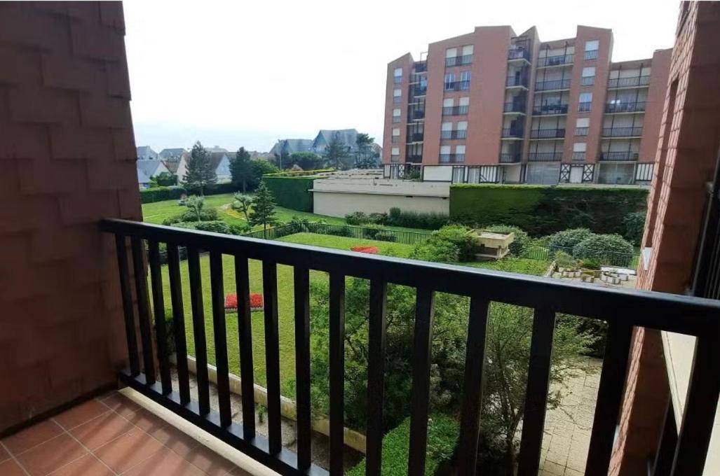 La Suite Emeraude, Studio Chic, Acces Direct Plage Cabourg Exterior foto